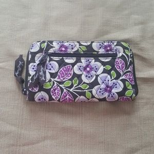 VERA BRADLEY wallet